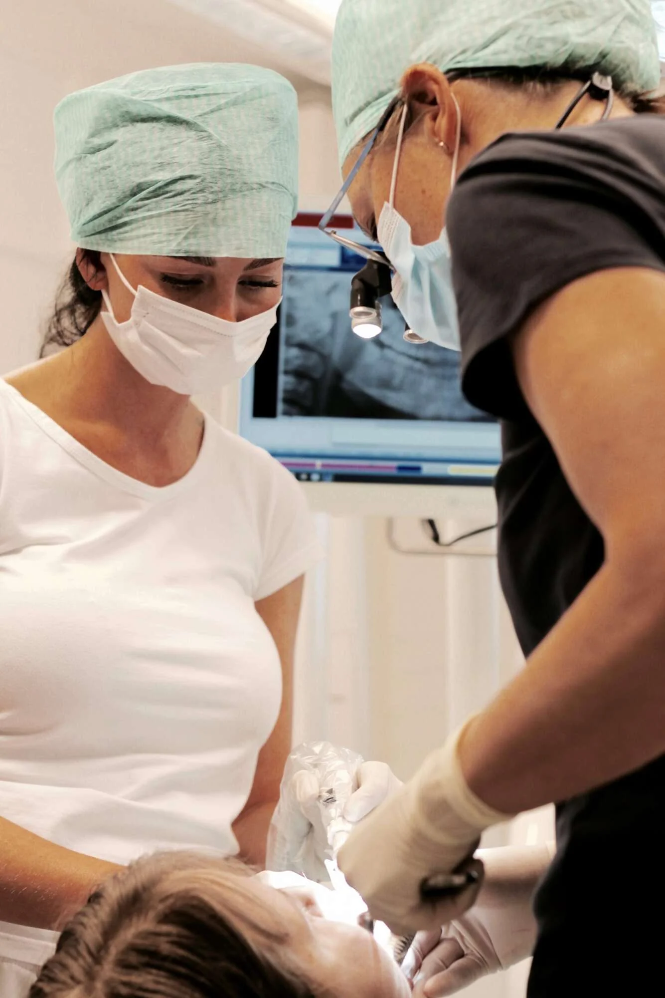 Implantatbehandling hos Hvidtand i Hvidovre