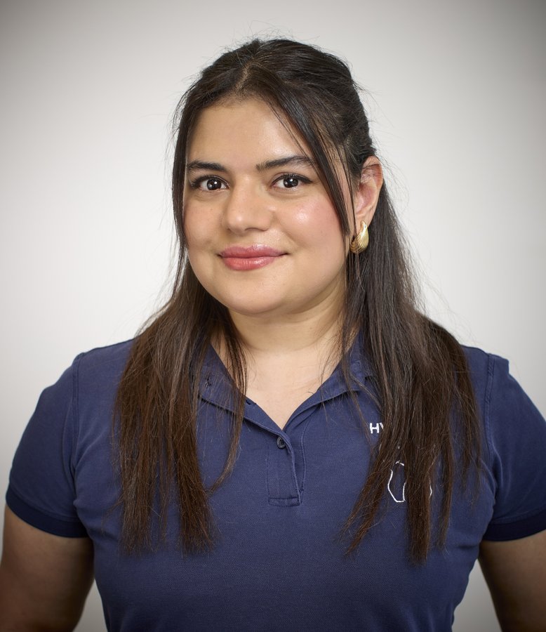Melike — Klinikassistent hos Hvidtand